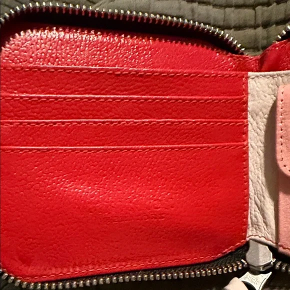 Min & Mon Octopus & King Kong Zip Wallet - Pink/Cream/red/black. Compact zipper. - Picture 4 of 7